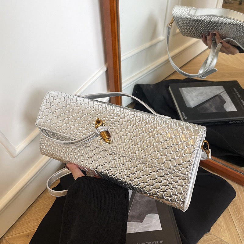 Cross-border new woven baguette bags texture retro handbag simple soft leather one-shoulder cross-body women's bag