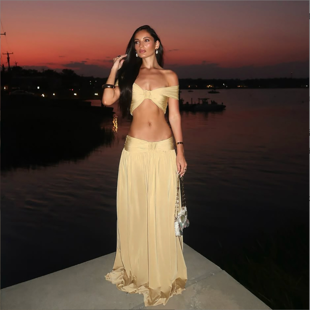 2025O European and American cross-border autumn new women's clothing fashion sexy chest exposed navel sexy temperament long skirt two-piece set