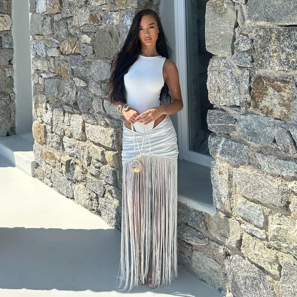 Statement Two-Piece Set – Sleek Bodysuit & Tassel Skirt