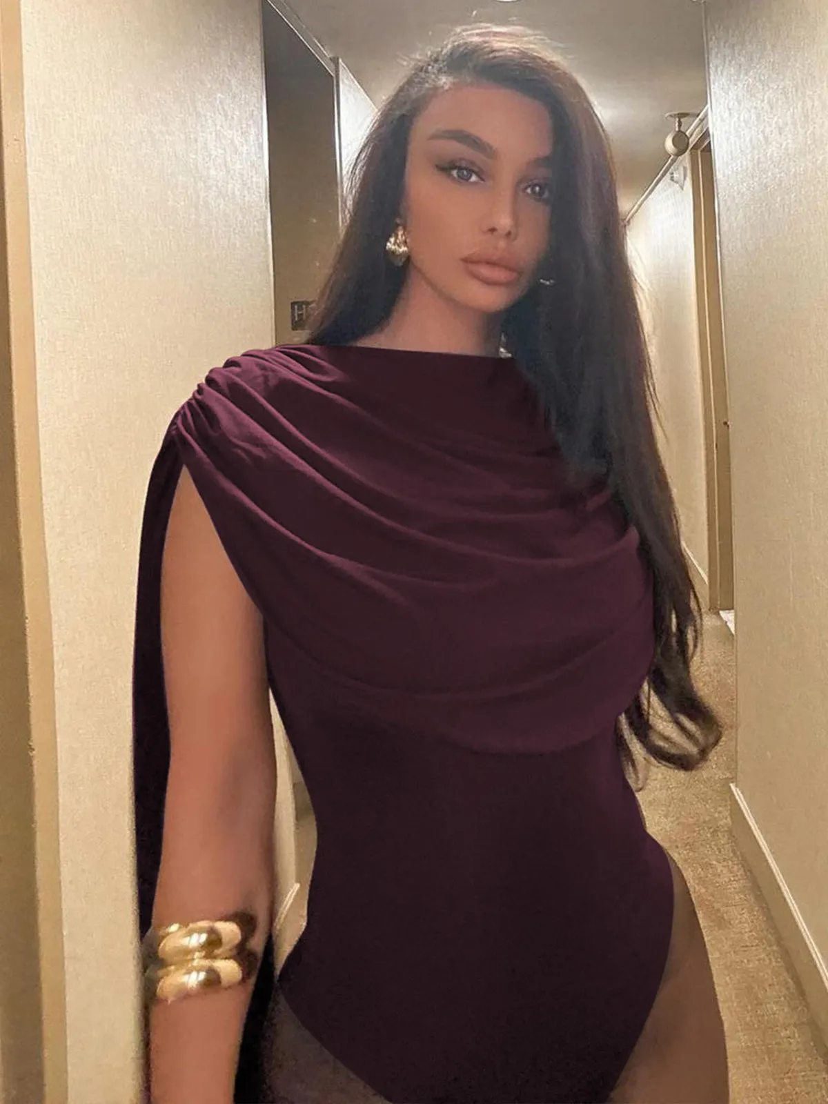 Swing Collar Long-Sleeve Slim-Fit Bodysuits